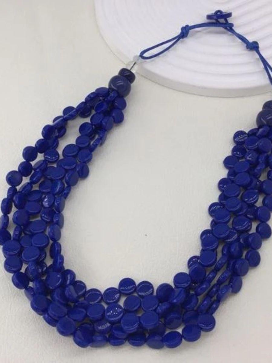 Short Circle Strand Necklace