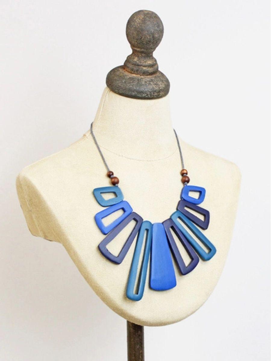 Wooden "Kasandra" Necklace - adjustable with a pull cord