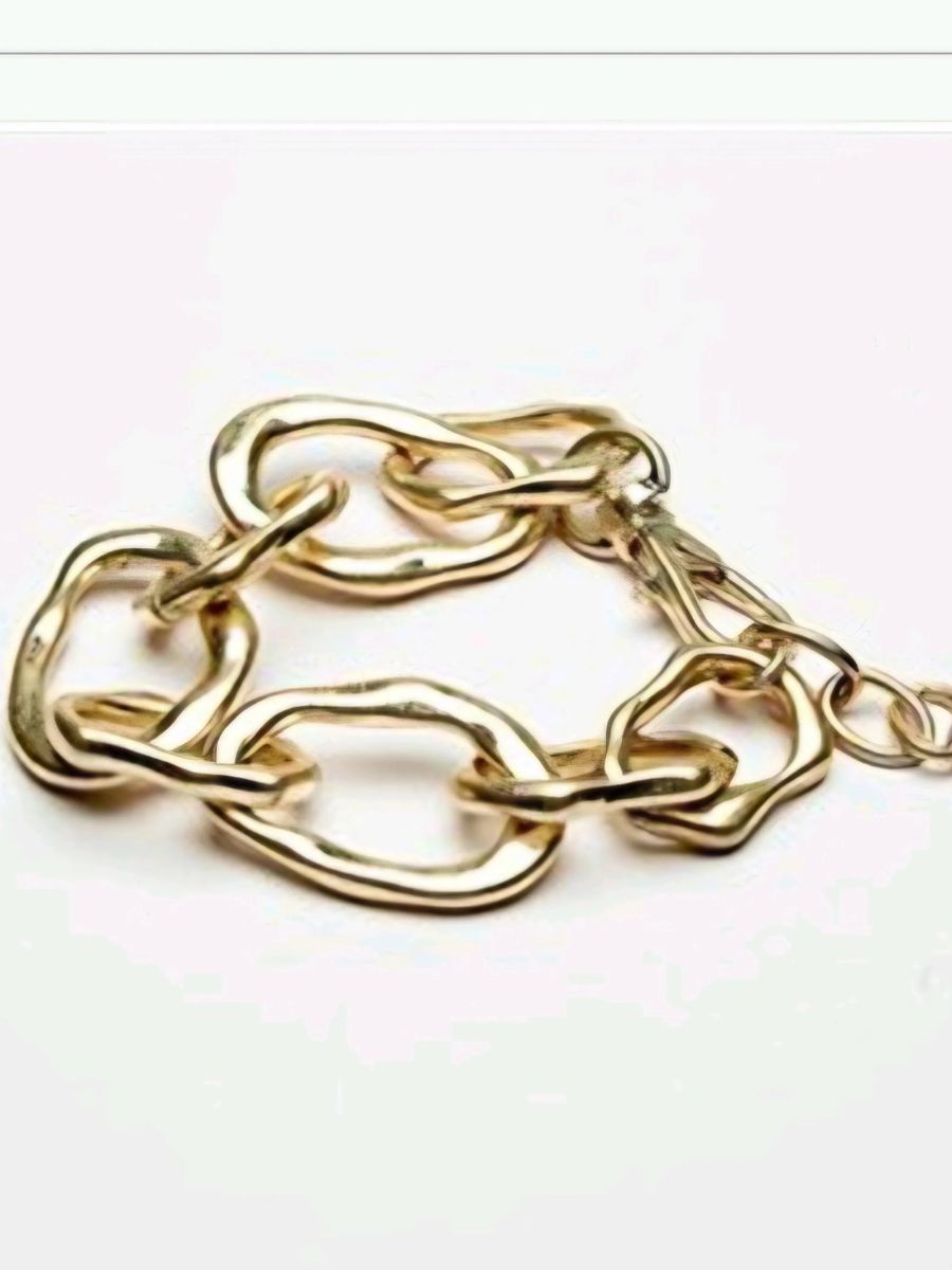 Mis-Shape Chain Link Bracelet