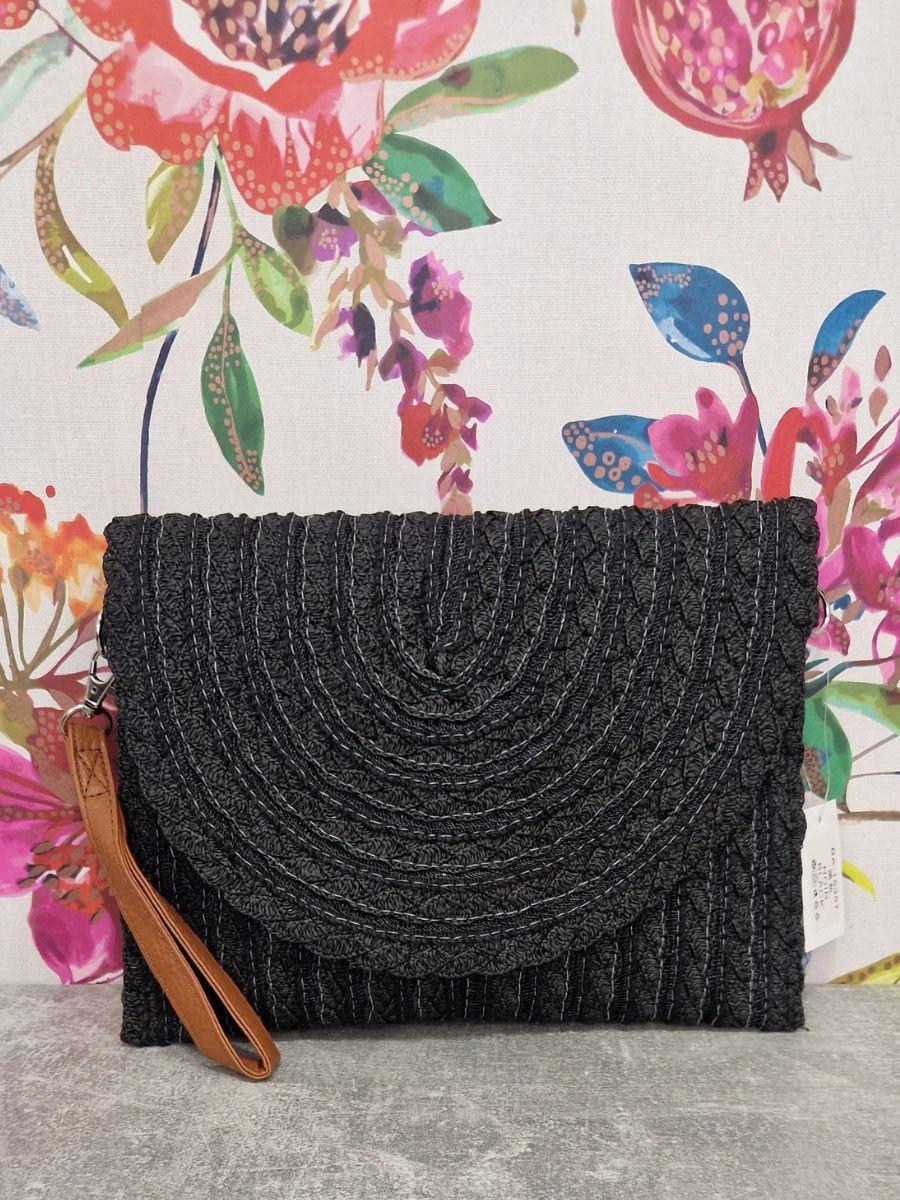 Contrast Strap Straw Bag
