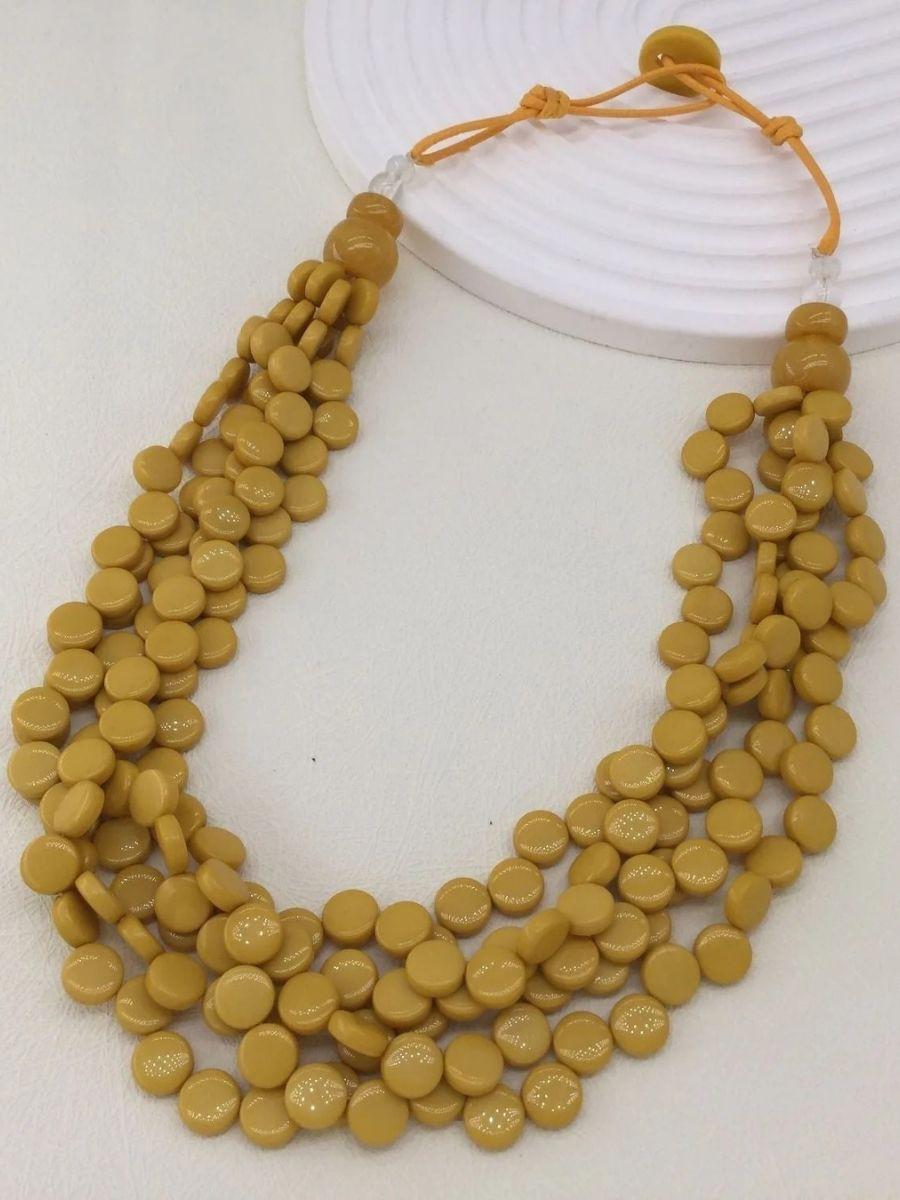 Short Circle Strand Necklace