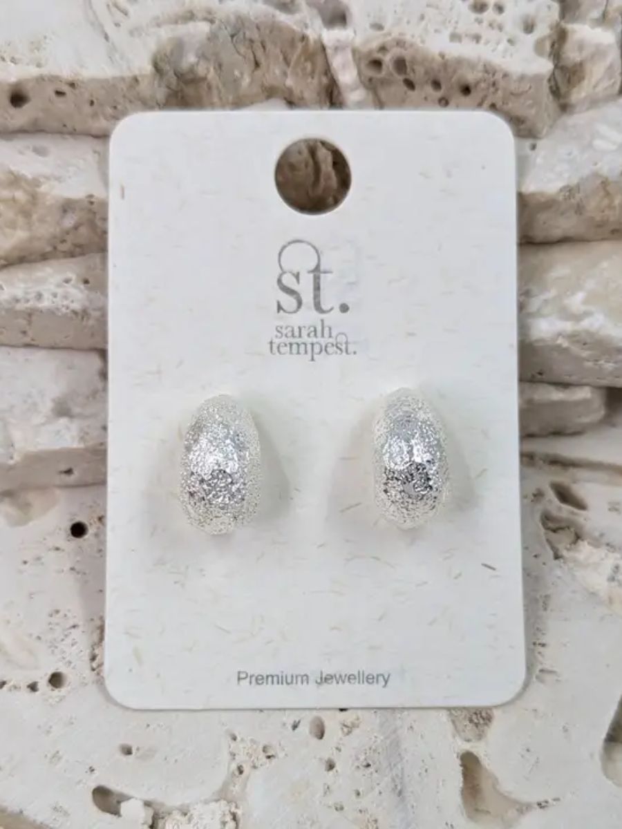 Textured Curved Hoop Earrings