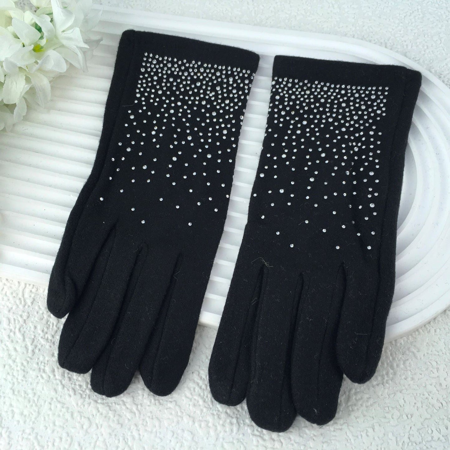 Sparkle Gloves - Gradient Sparkle From Edge Towards The Fingers