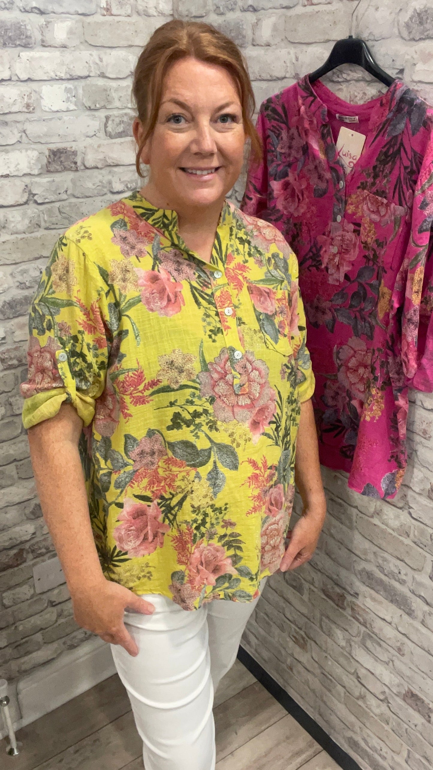 English Garden Grandad Shirt with floral design, 100% cotton, 1 pocket.