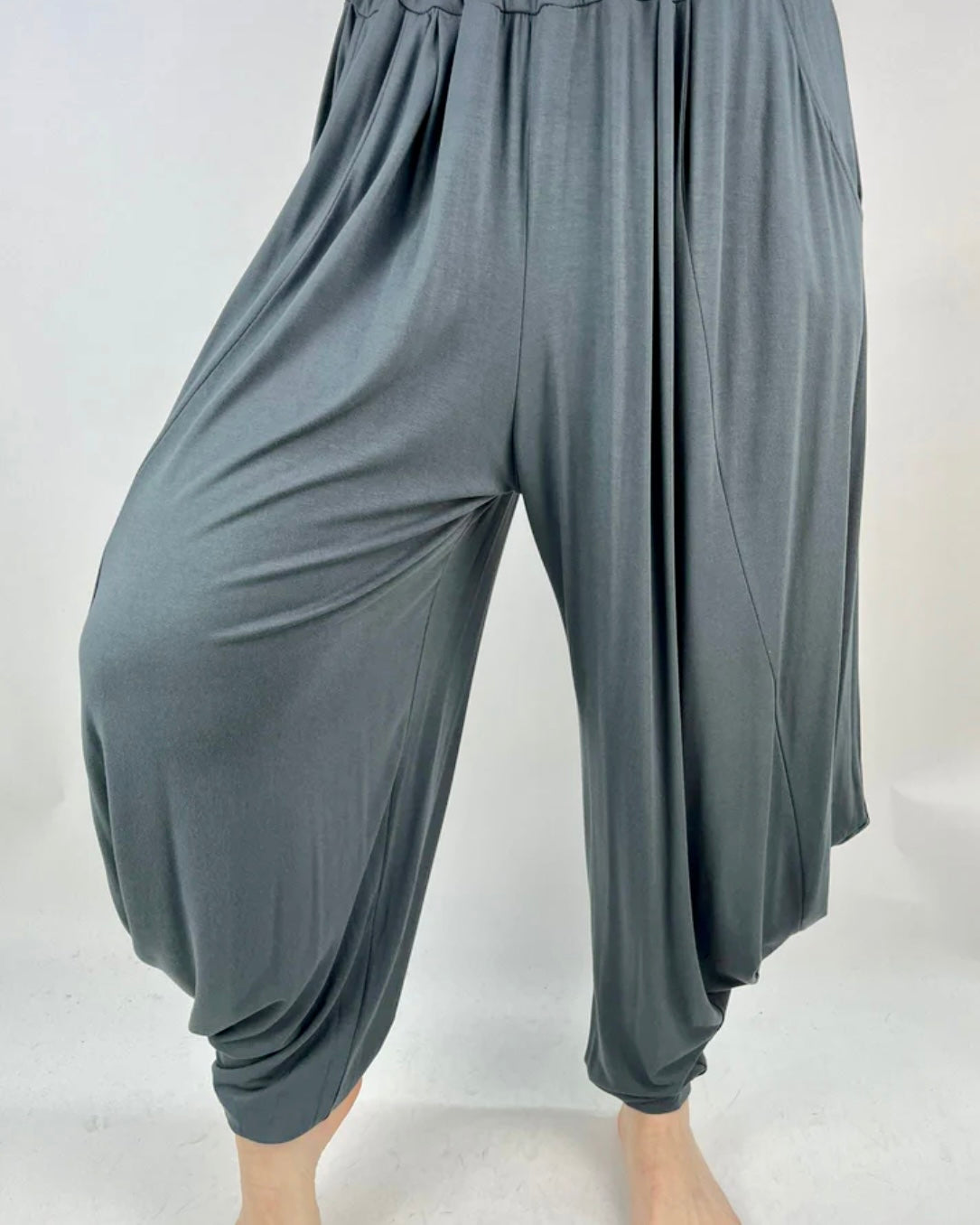 Italian Jersey Harem pants with elasticated waist and side pockets, one size fits UK 10-18, made from viscose and elastane, 40 inches in length, made in Italy.