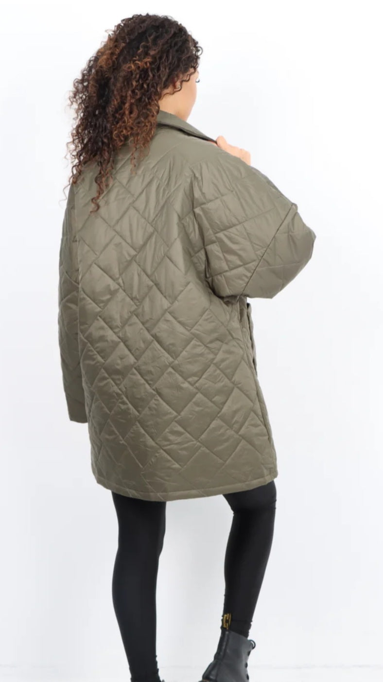 Leopard Lined Quilted Jacket - Blazer style with front pockets.
