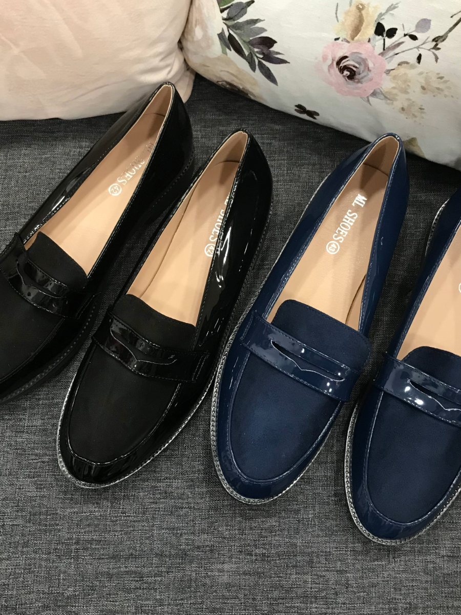 Larger size patent loafer in black and navy, ideal for smart casual wear, Euro 41-44.