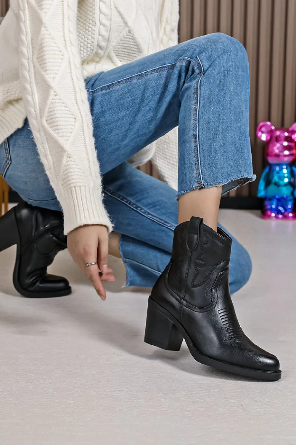 Cowboy Boots - Western Style with Embroidery to the Ankle