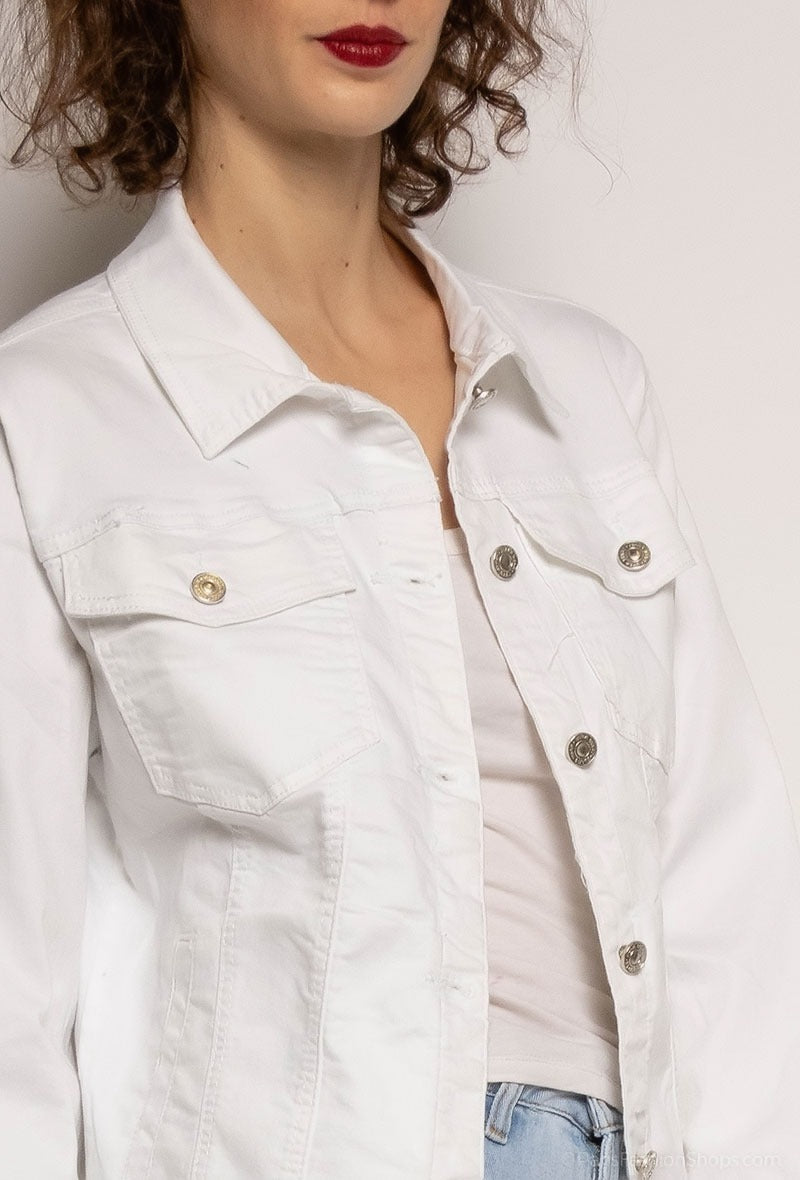White denim jacket for spring and summer outfits.