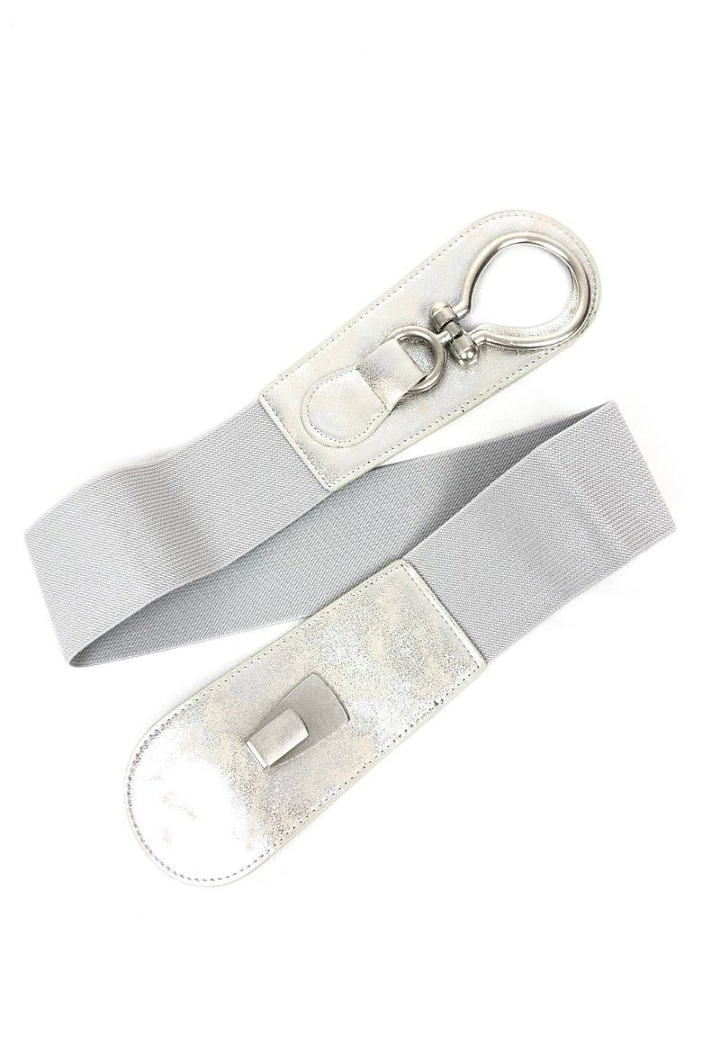 Eye stretch belt with silver tone hardware, adjustable sizes 8-14 and 16-22.