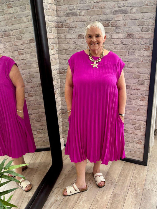 Pleated Plus Midi Dress - Fitting a size 18-24