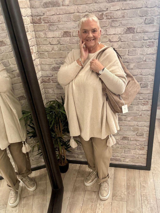 Plain Tassel Poncho