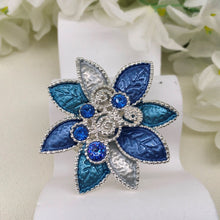 Load image into Gallery viewer, Magnetic Flower Brooch
