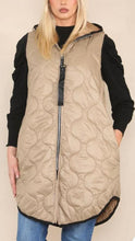Load image into Gallery viewer, Lightweight Padded Gilet
