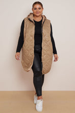 Load image into Gallery viewer, Lightweight Padded Gilet

