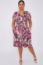 Load image into Gallery viewer, Short Patterned Wrap Dress
