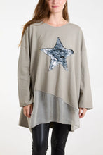 Load image into Gallery viewer, Sequin Star Layer Sweater
