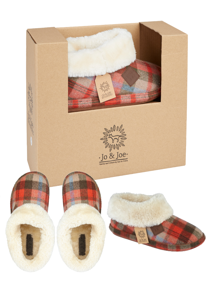 Glenroyal Tartan Gift Boxed Slippers with fur collar and Fox logo.