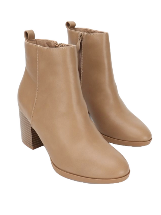 Plain Soft Heeled Boot