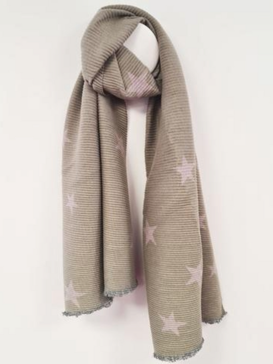 Pleated Star Scarf