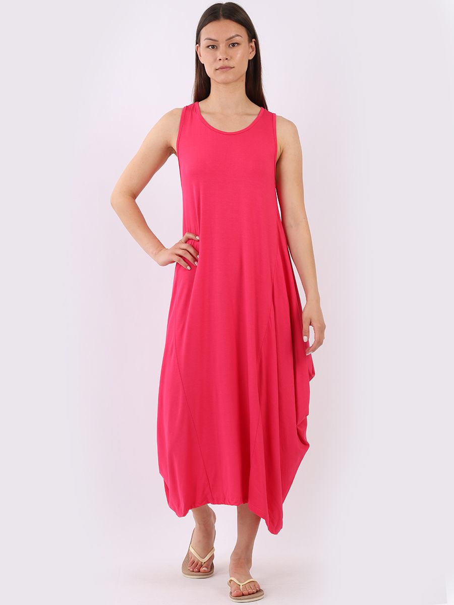 Sleeveless Parachute Dress with scoop neck and maxi style in pink.