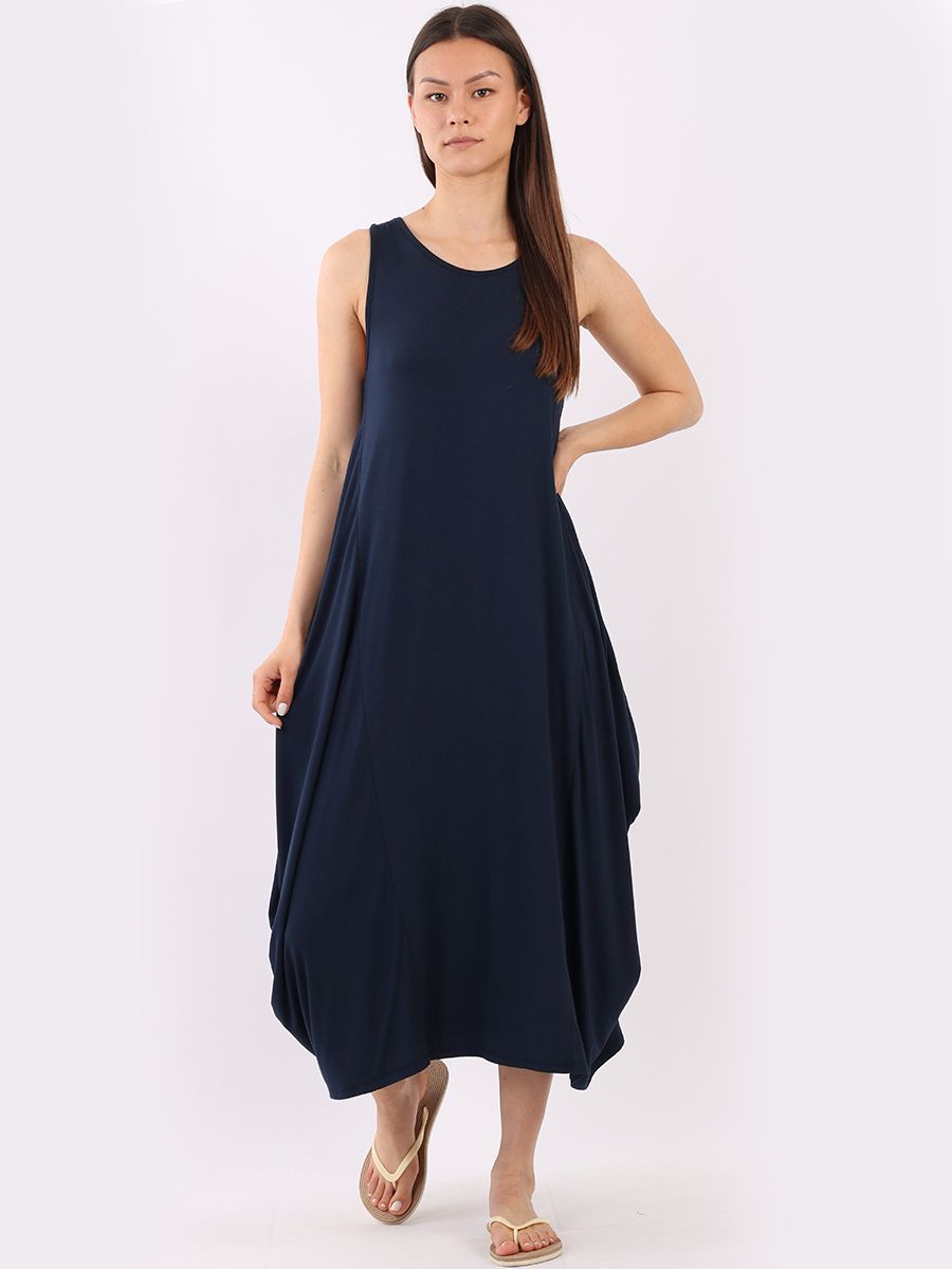 Sleeveless Parachute Dress with scoop neck and maxi style in navy blue, made in Italy.