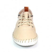 Load image into Gallery viewer, Lunar St Ives Leather Plimsoll
