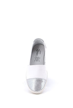 Load image into Gallery viewer, Metallic Leather Comfort Plimsoll
