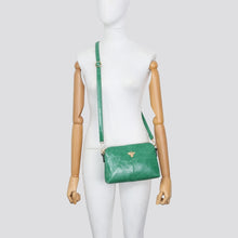 Load image into Gallery viewer, Bee Crossbody Bag
