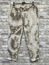 Load image into Gallery viewer, Plus Super Stretch Tie Dye Magic Trousers
